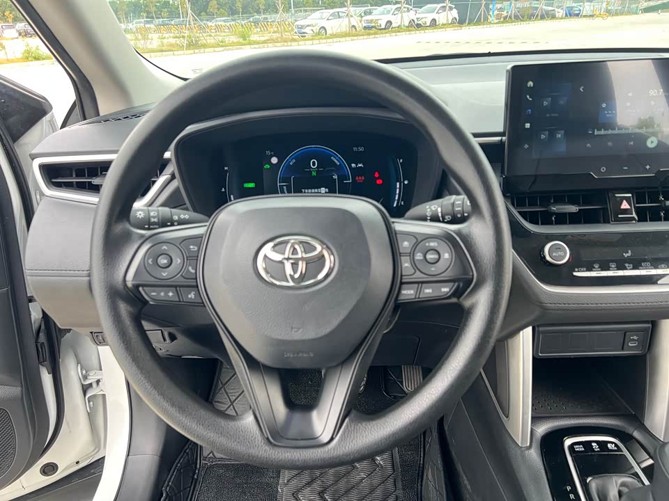 Toyota Corolla Sharp amplifier