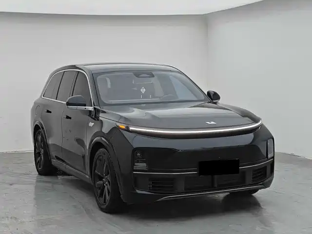 Li Auto L8 2024 — купить из Китая под заказ