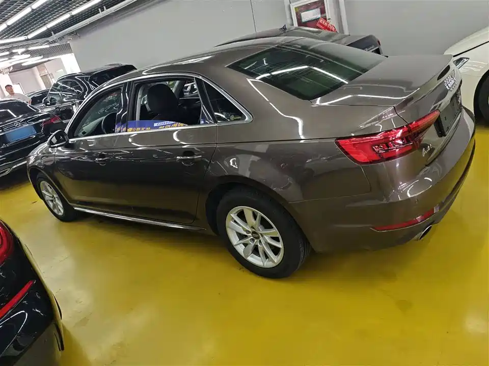 Audi A4L