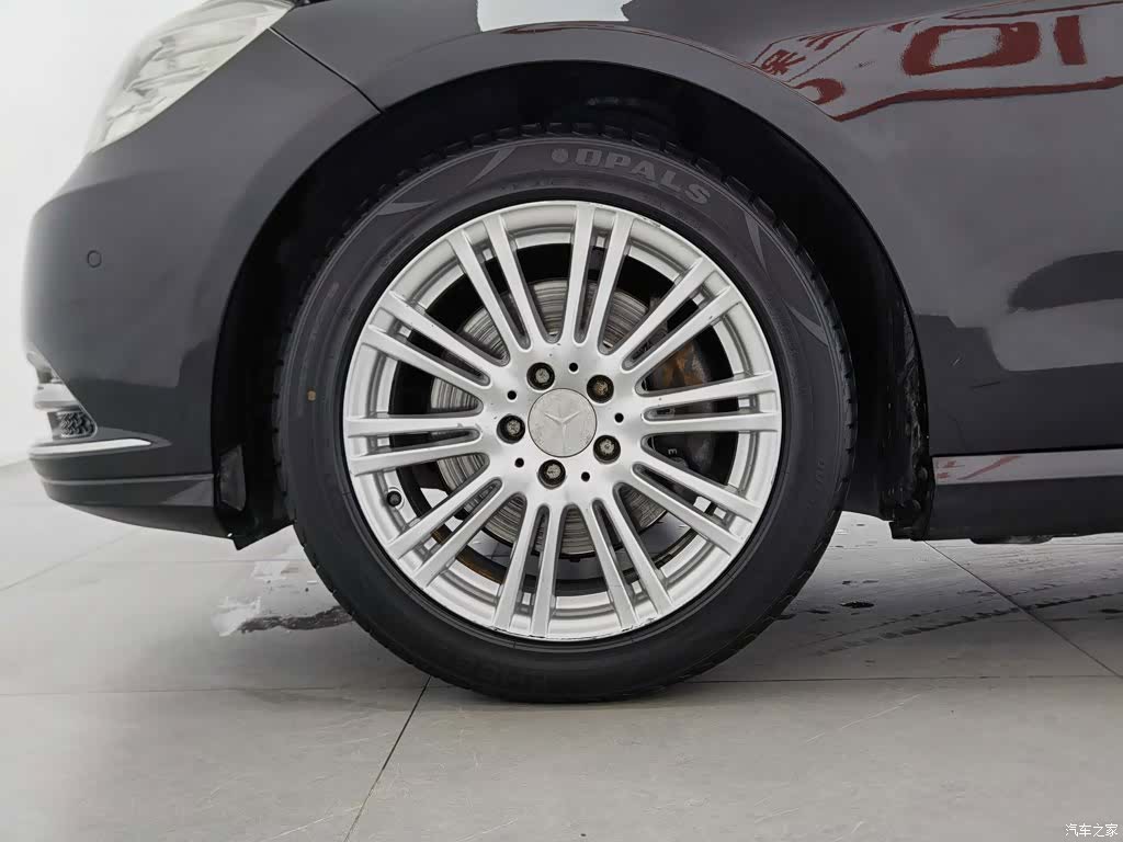 Mercedes-Benz E-Class, 2013 17