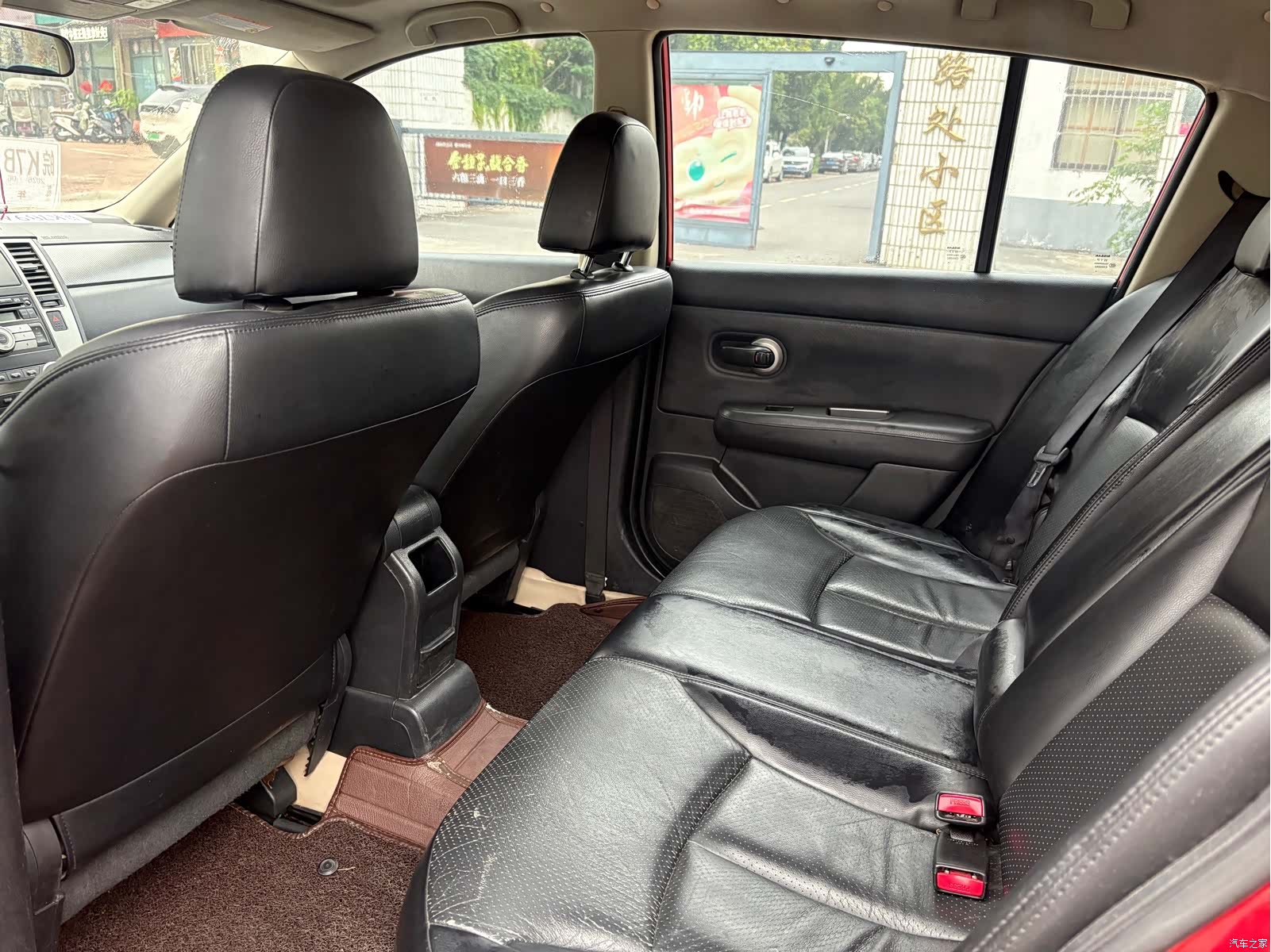 Nissan Tiida, 2009 все фото