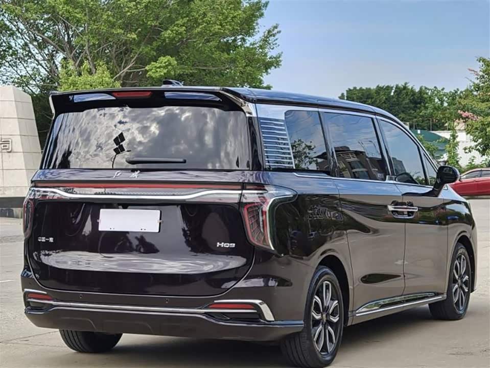 Hongqi HQ9