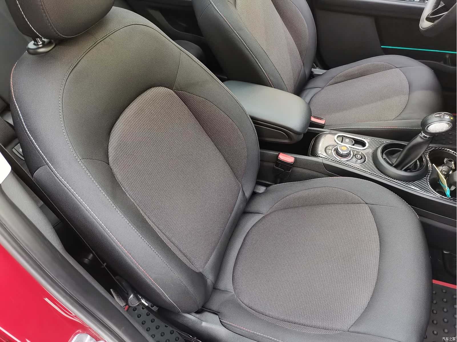 Mini Countryman, 2019 16
