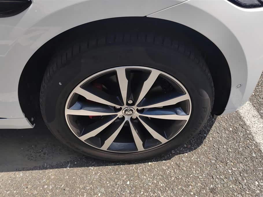 Jaguar F-PACE Jaguar F-PACE