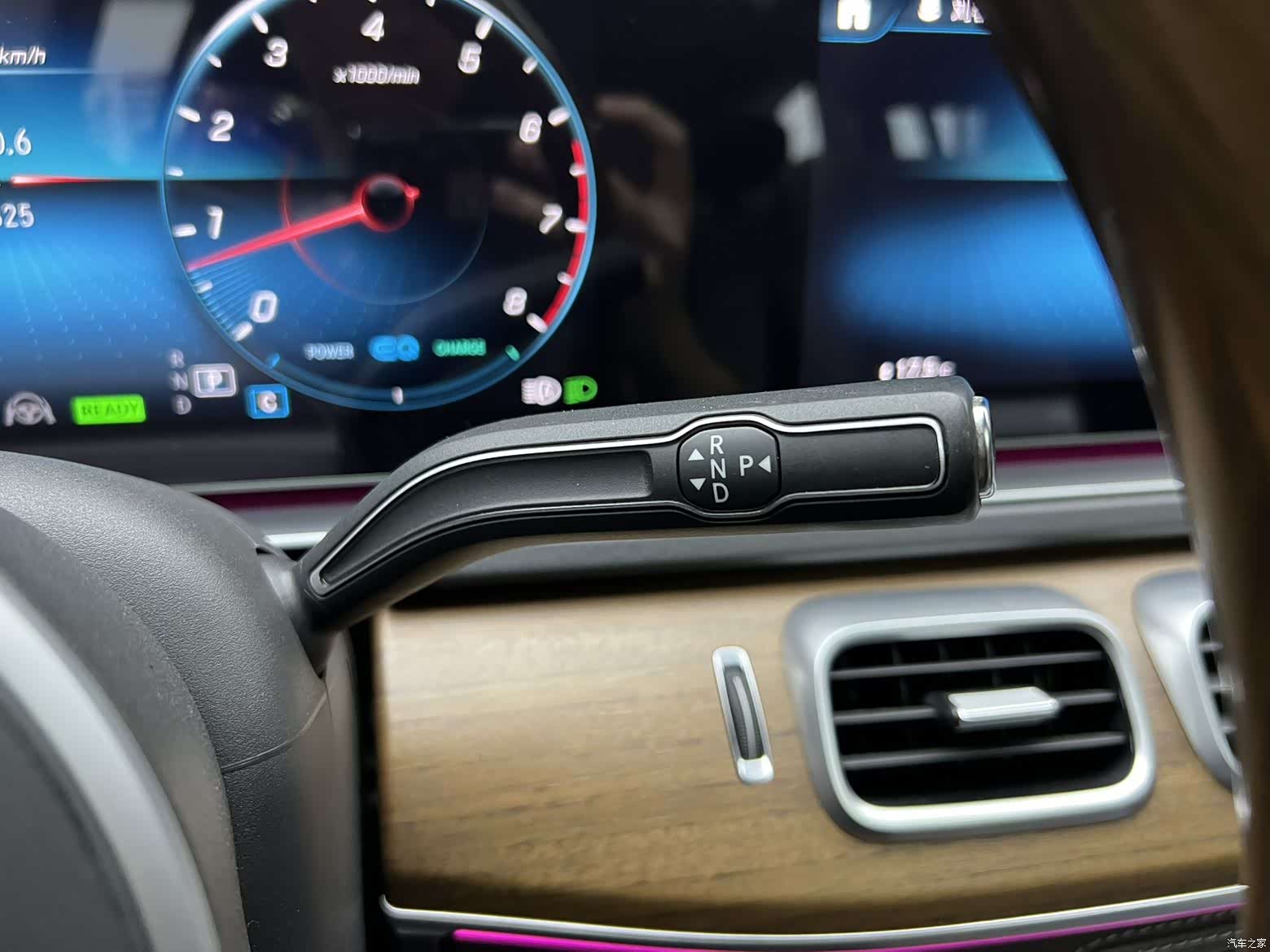 Mercedes-Benz GLS, 2020 15