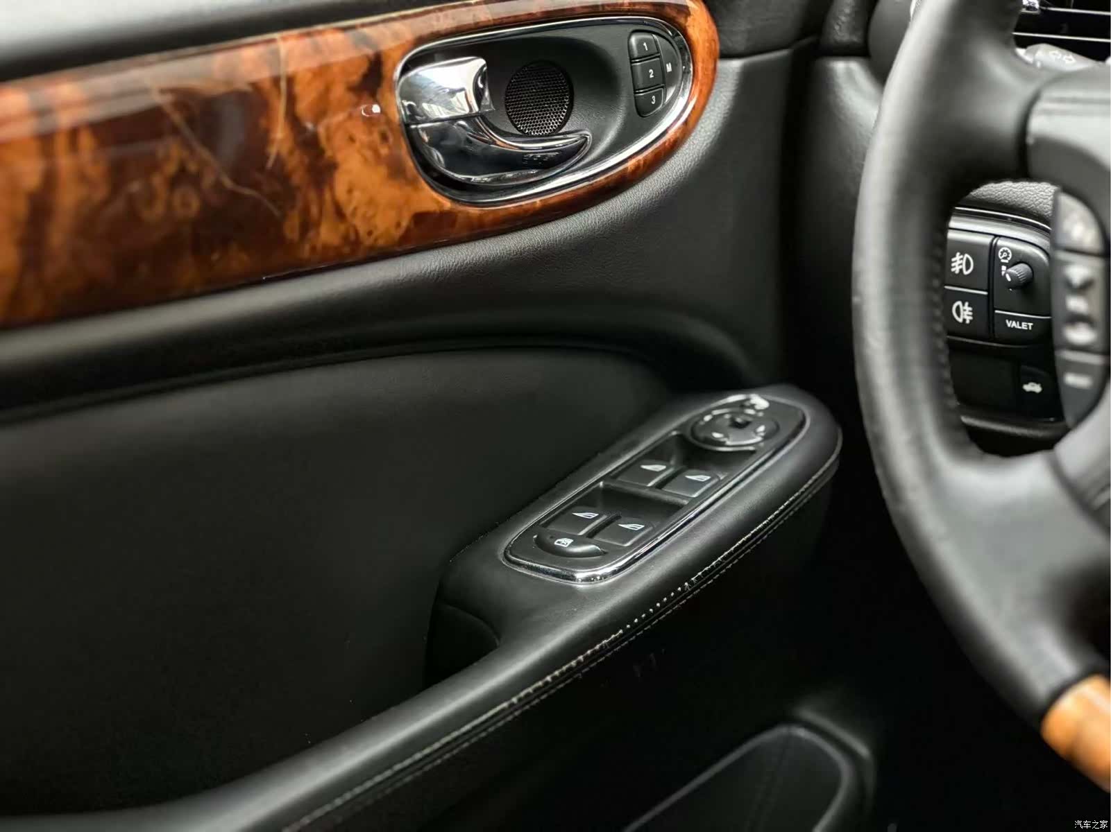 Jaguar XJ, 2008 25