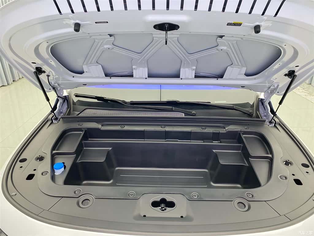 Leapmotor C16, 2025 26