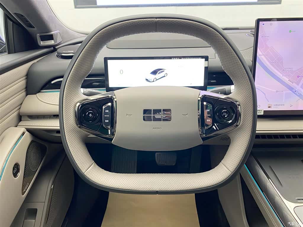 Geely 8, 2025 13
