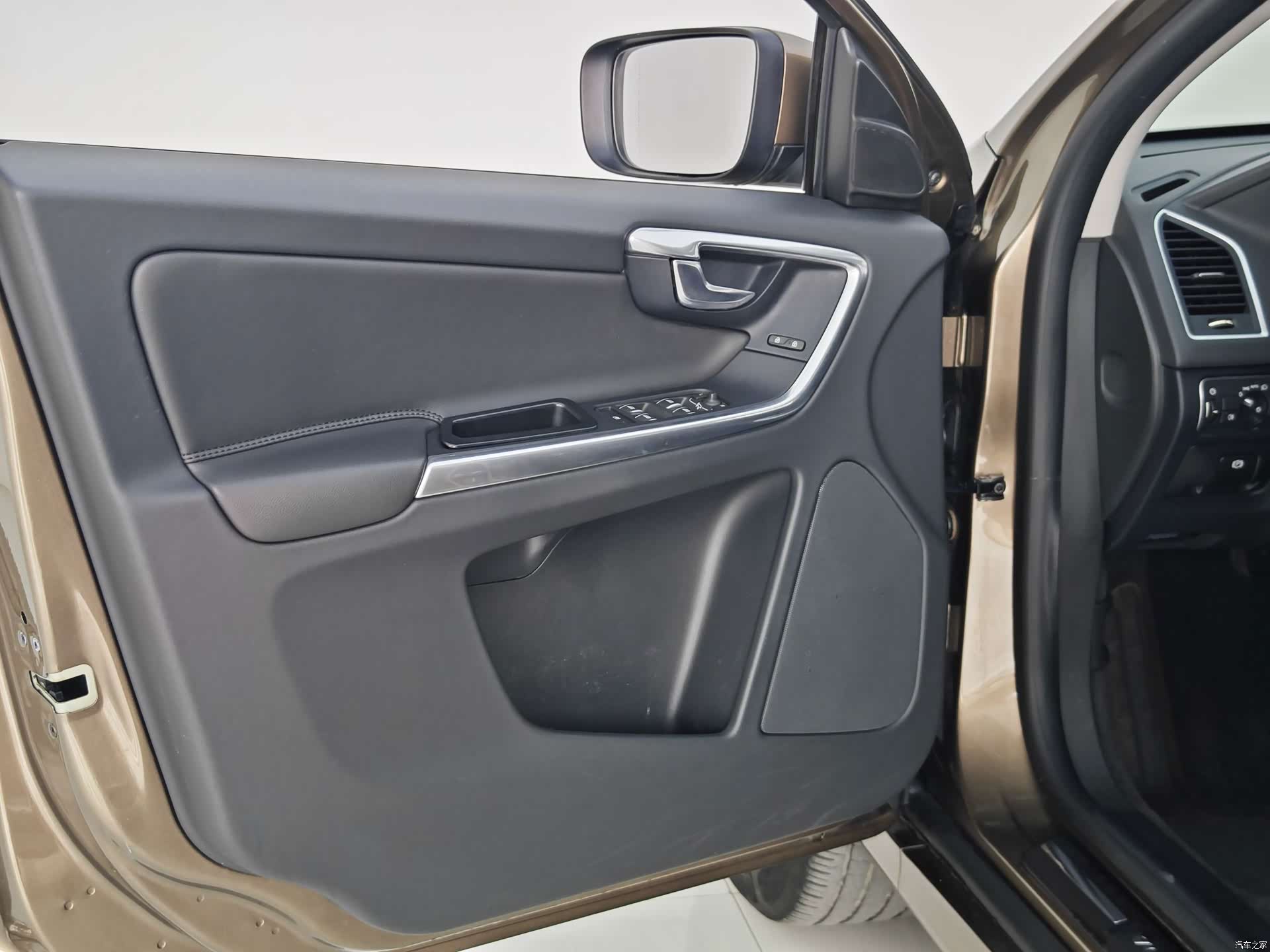 Volvo XC60, 2017 24