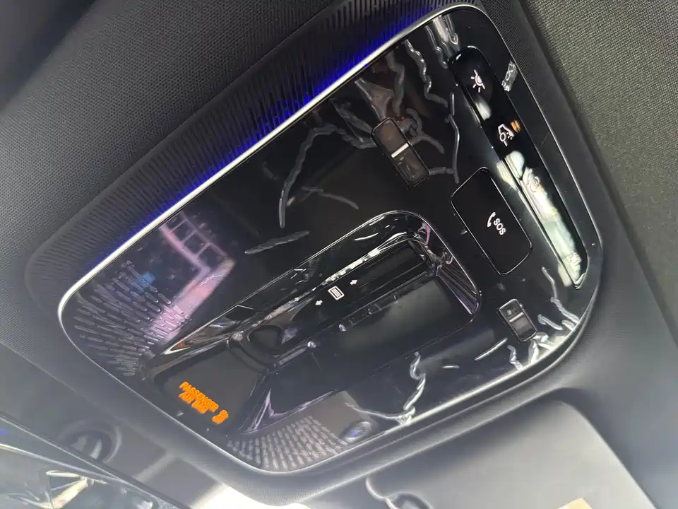 Mercedes-Benz EQE SUV