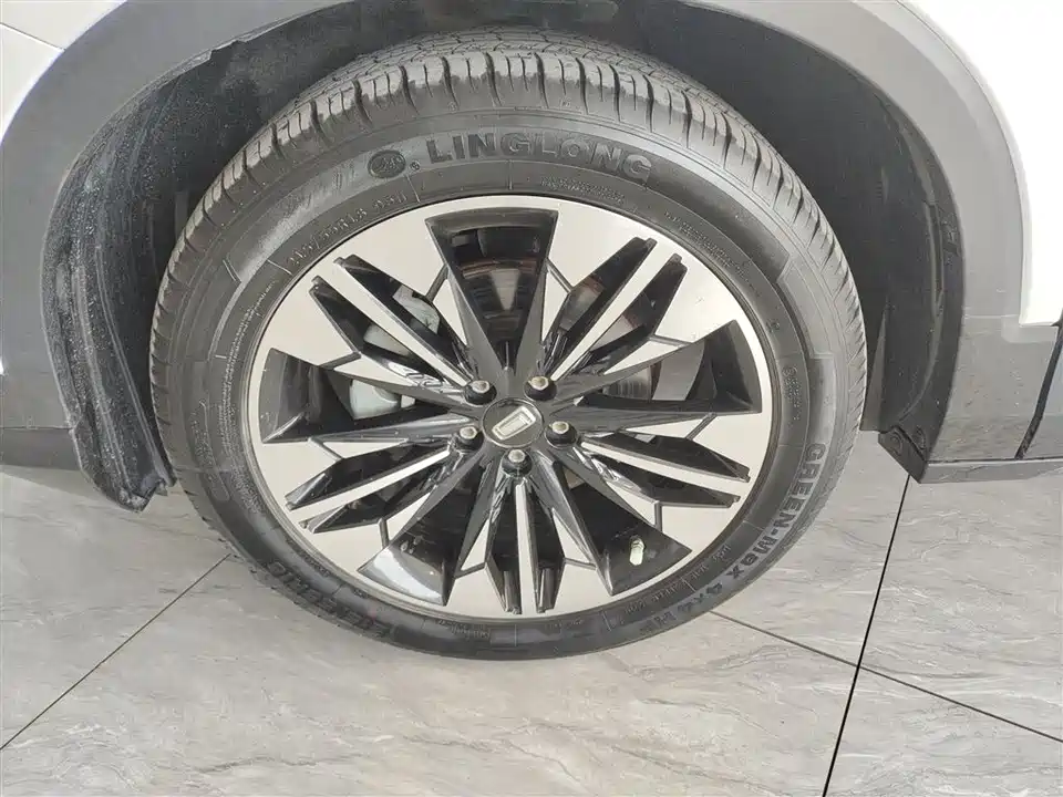 Besturn T77 Besturn T77