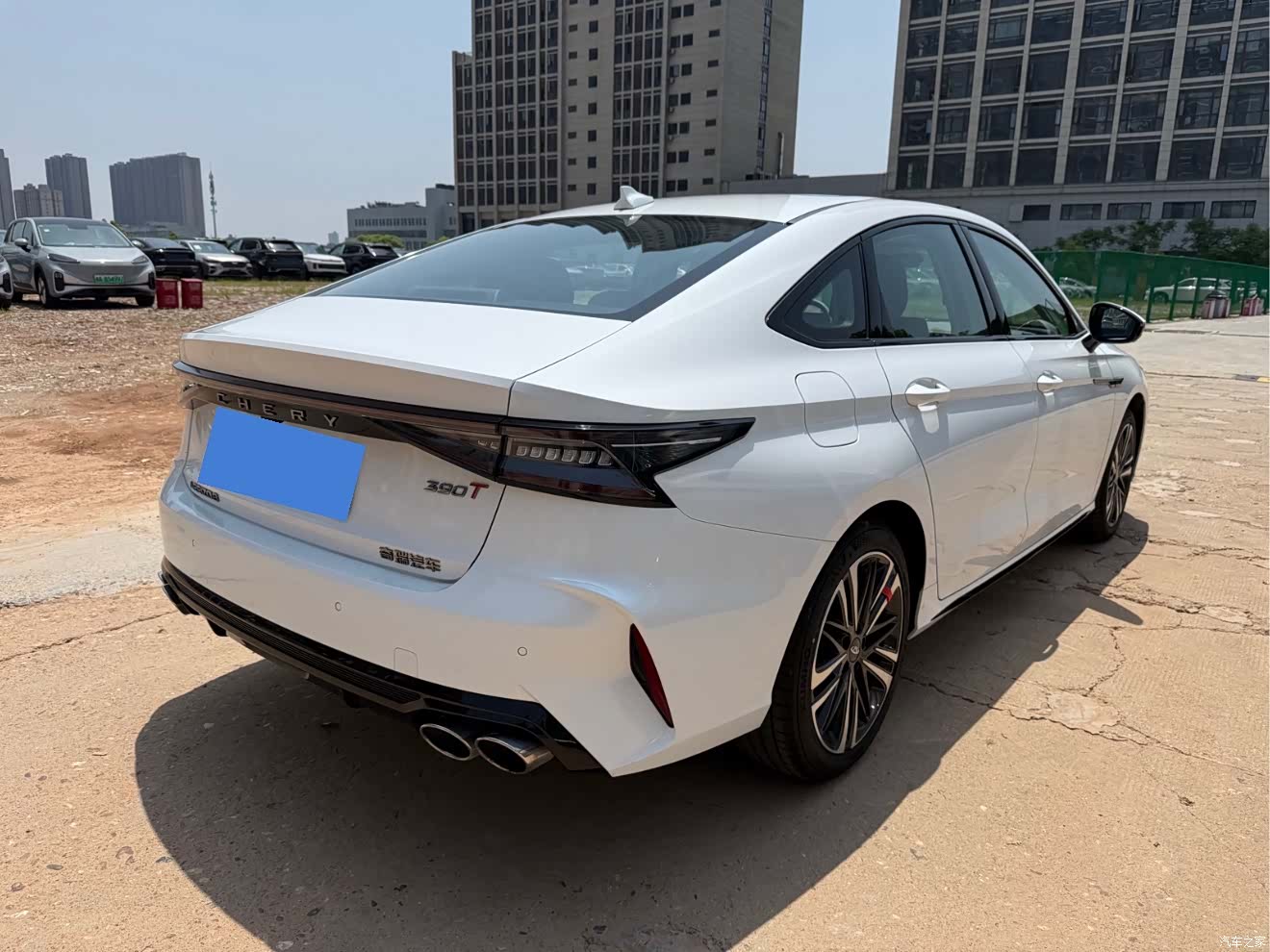 Chery Arrizo 8, 2025 7