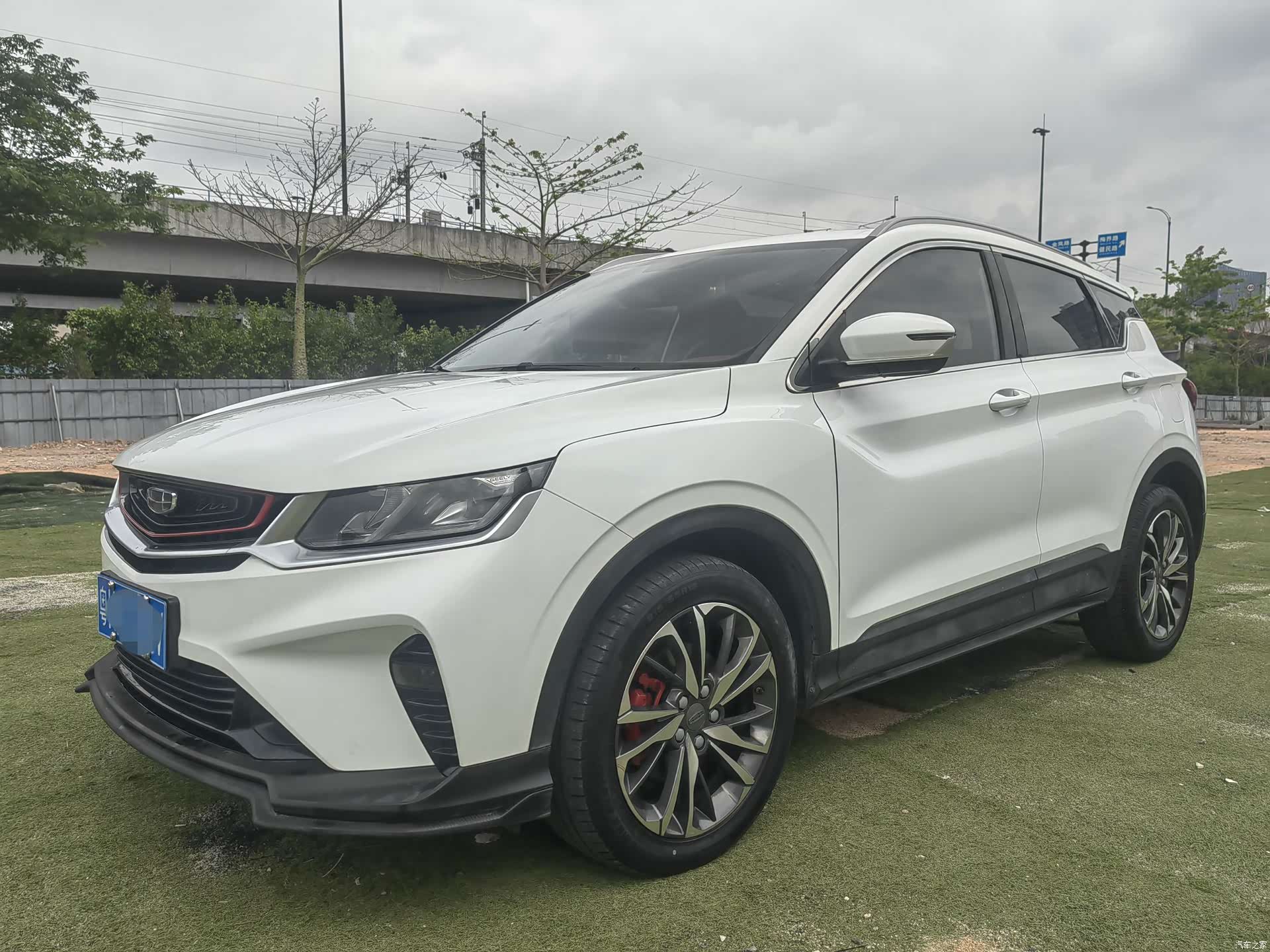 Geely Coolray, 2020 1