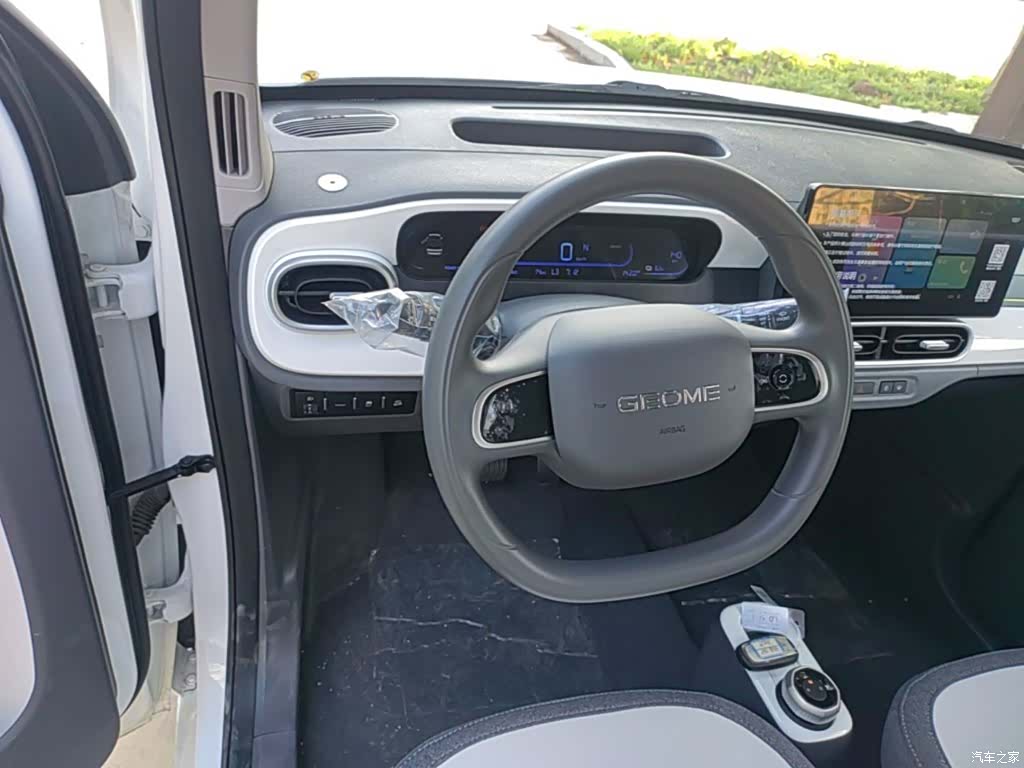 Geely Panda, 2026 11