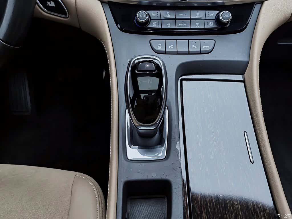 Buick LaCrosse, 2017 13