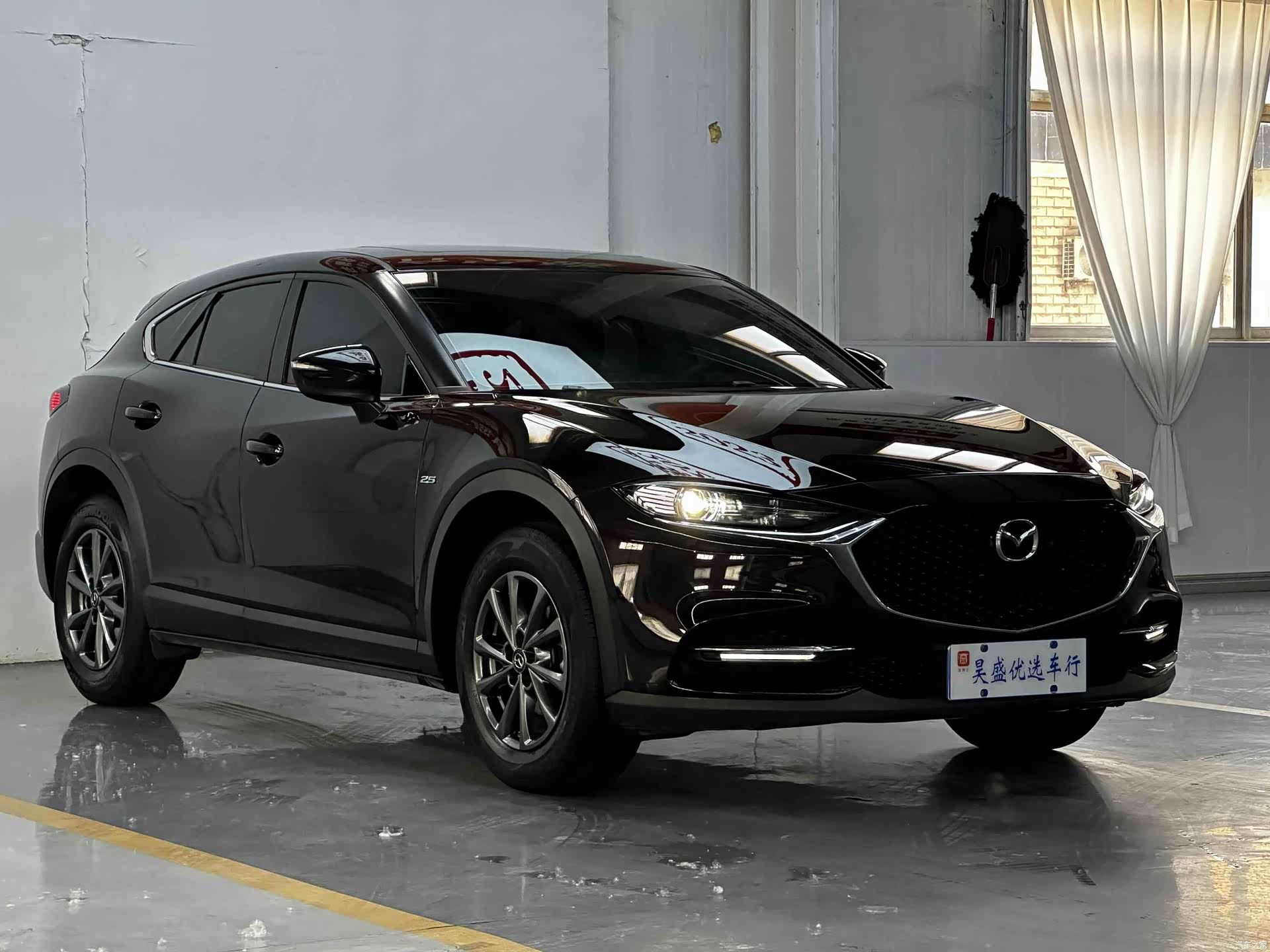 Mazda CX-4, 2022 3