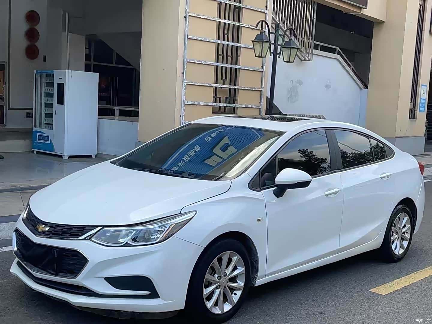 Chevrolet 320, 2017 1
