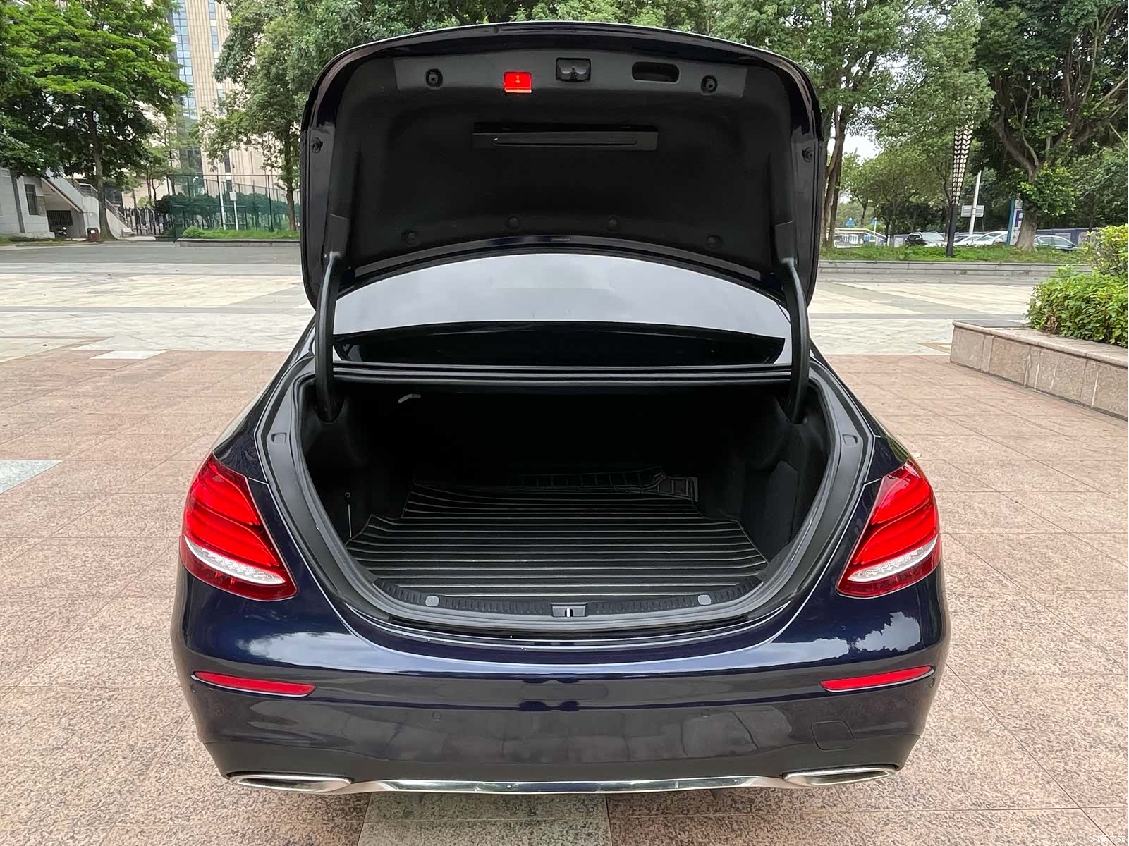 Mercedes-Benz E-Class, 2018 7