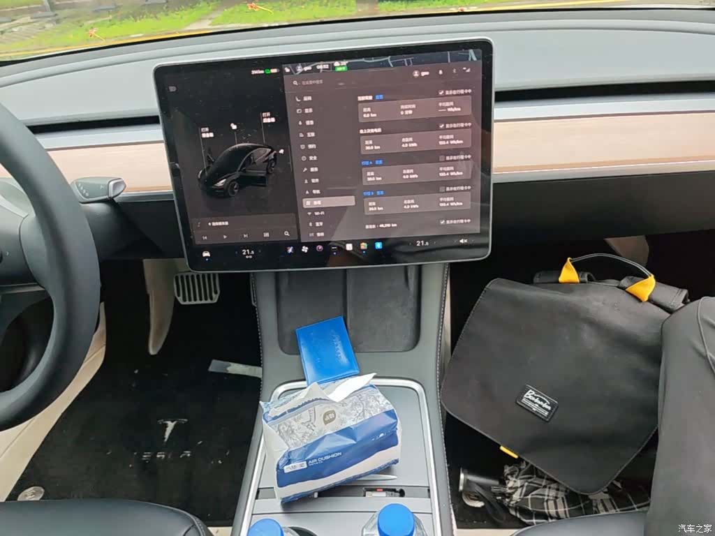 Tesla Model 3, 2023 13