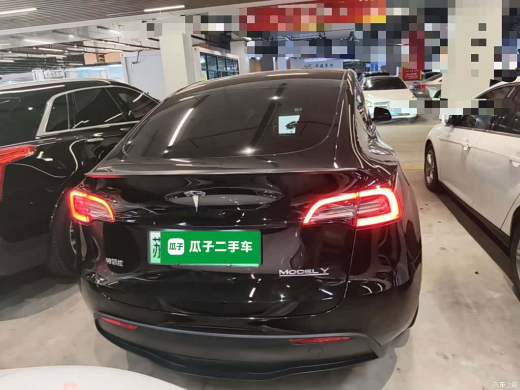 Tesla Model Y, 2023 6