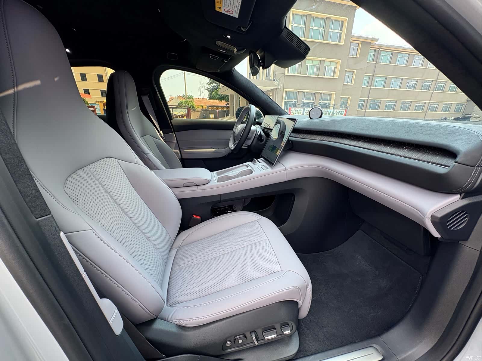NIO EC6, 2023 10