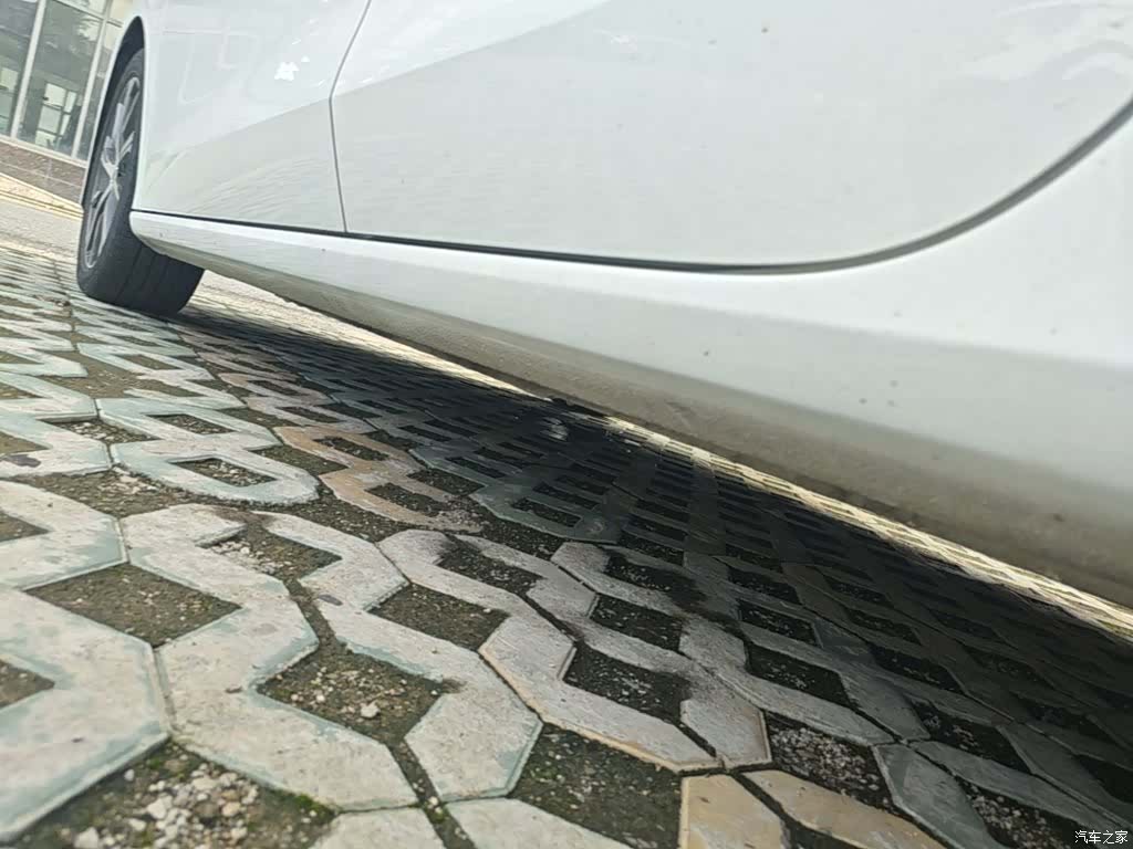 Geely Emgrand, 2024 22