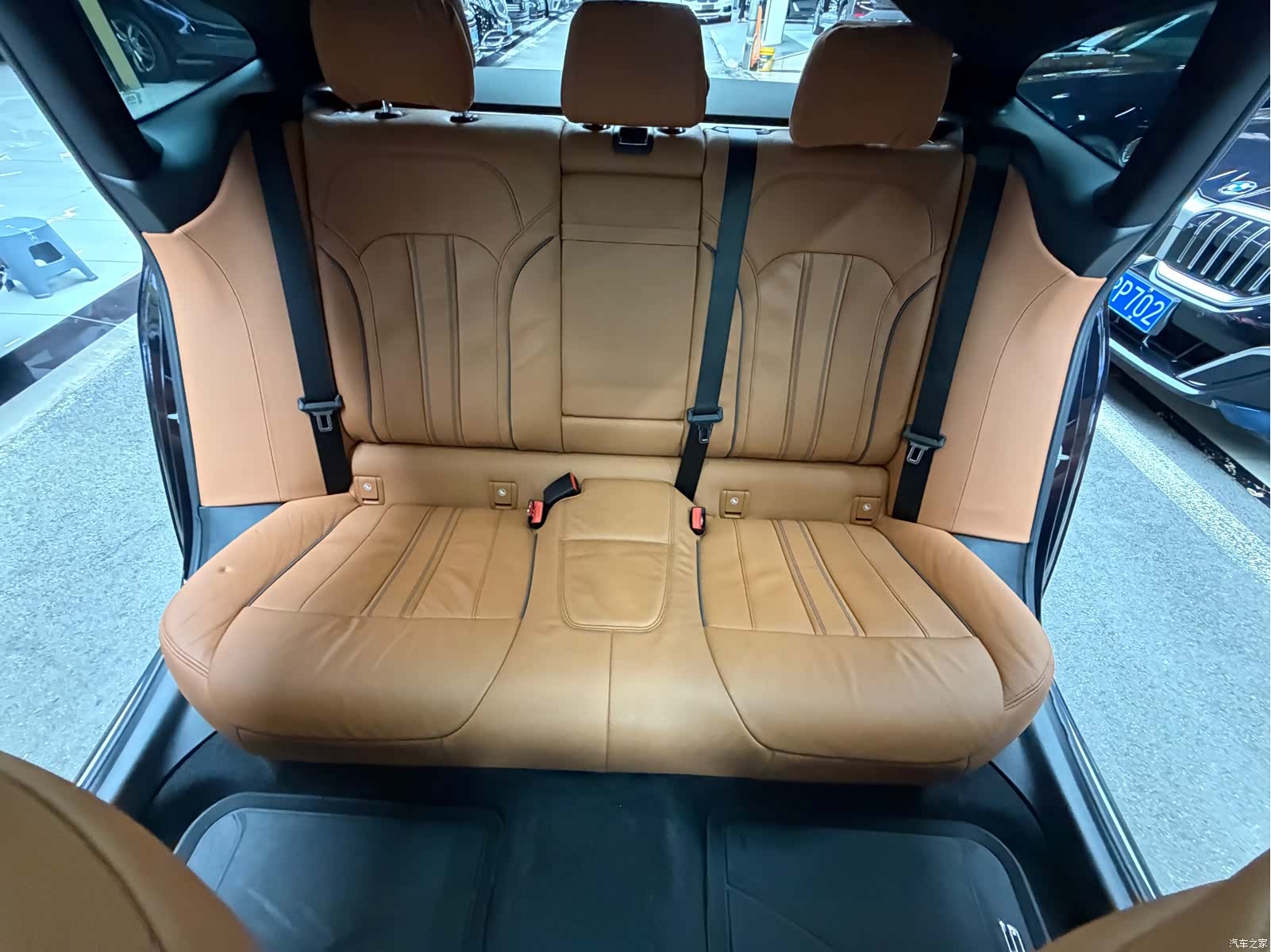 BMW 6 Series GT, 2023 26