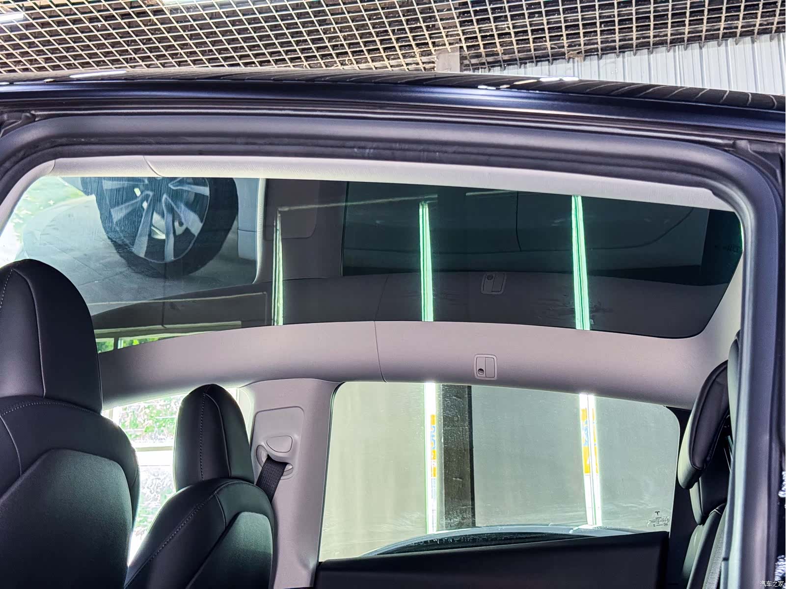 Tesla Model Y, 2022 13