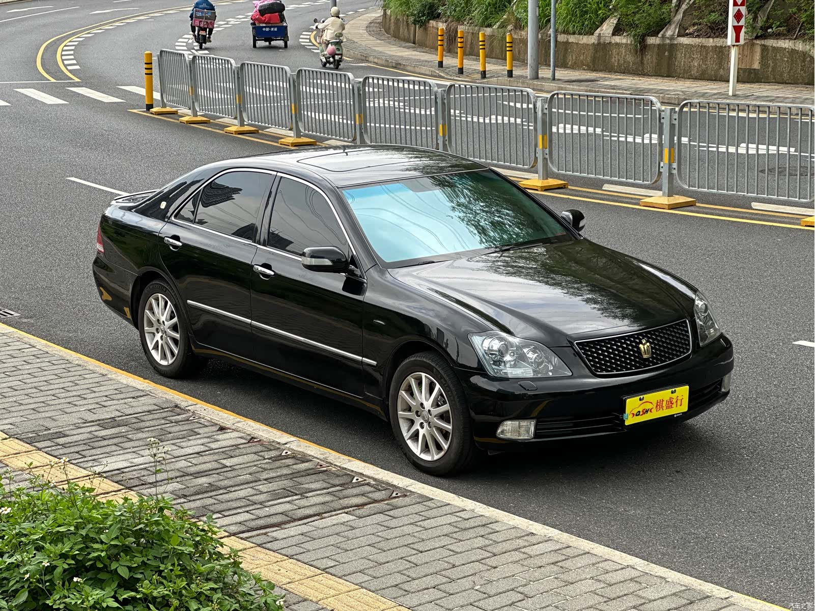 Toyota Crown, 2007 4