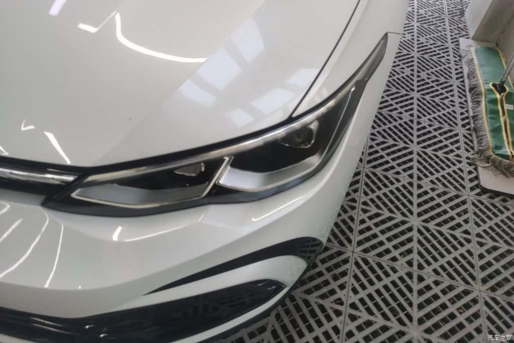 Volkswagen Golf, 2023 все фото