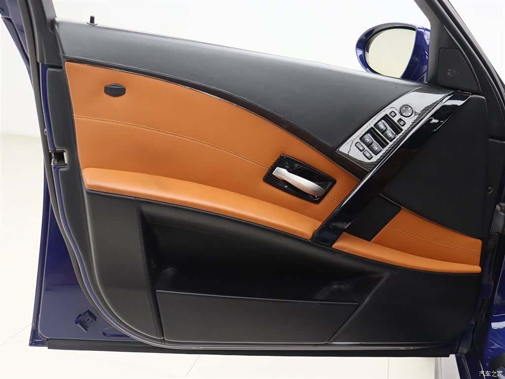 BMW M5, 2006 все фото