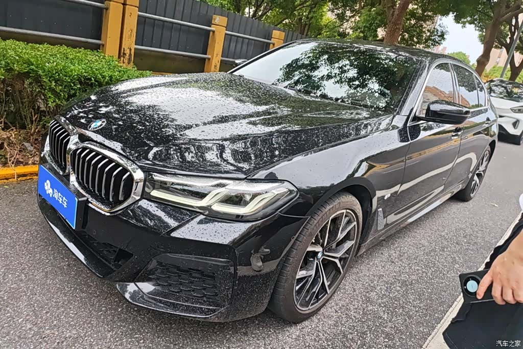 BMW 5 Series, 2021 1