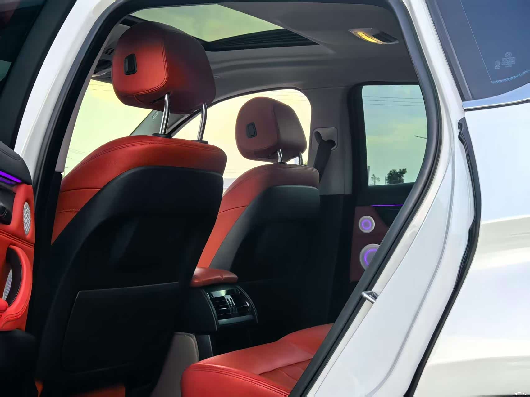 BMW X6, 2019 все фото