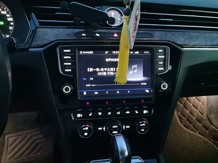 Volkswagen Magotan, 2016 года фото 15