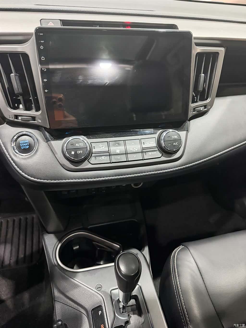 Toyota RAV4, 2019 8
