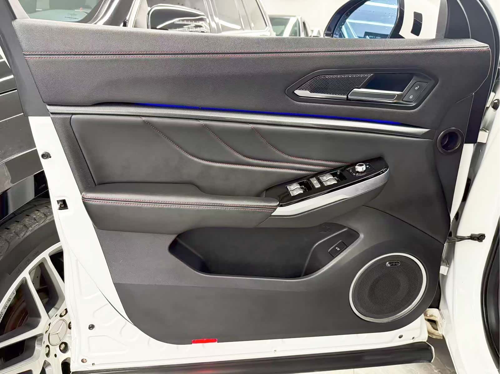 WEY VV5, 2017 10