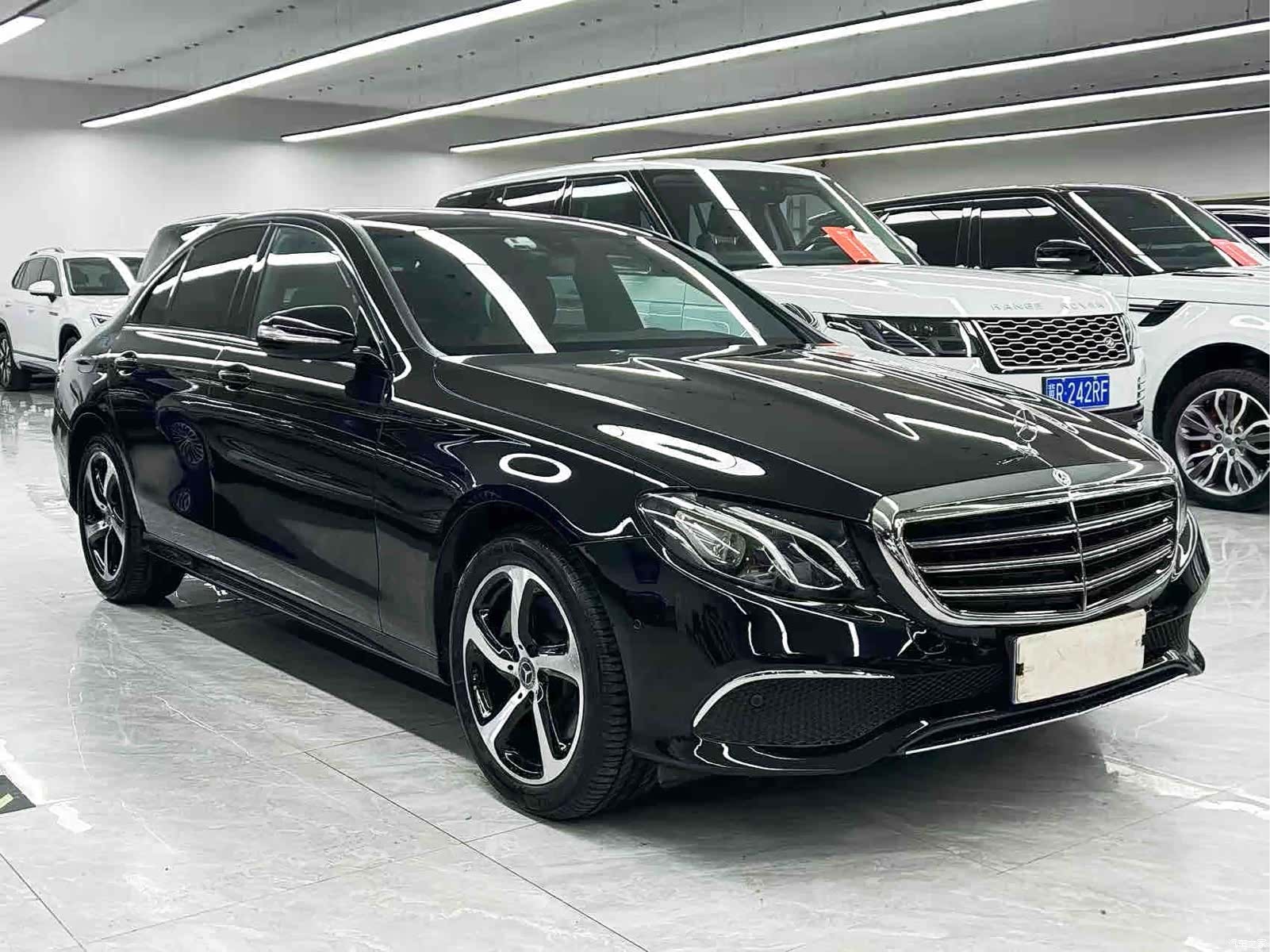 Mercedes-Benz E-Class, 2018 3