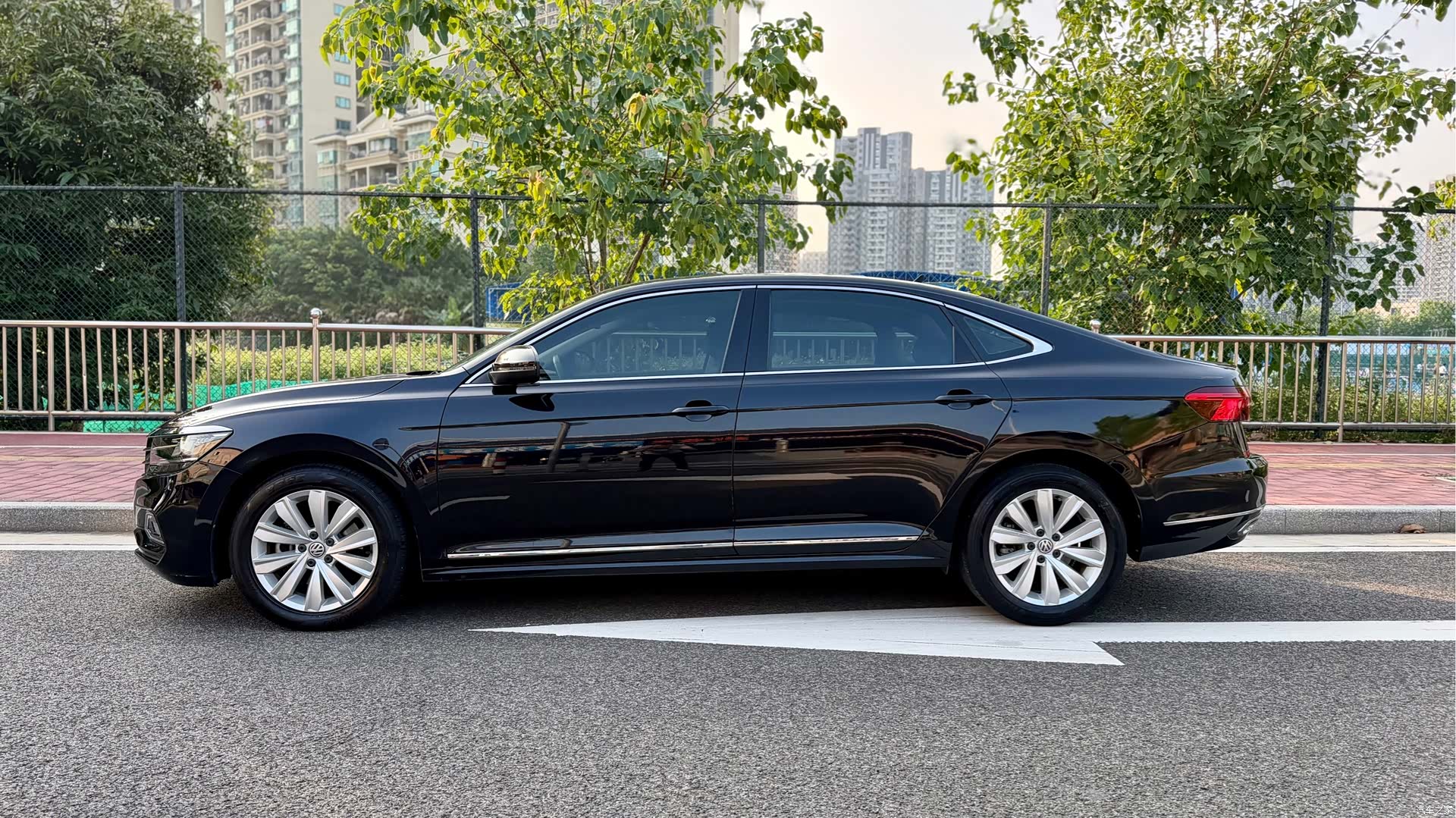 Volkswagen Passat, 2020 14