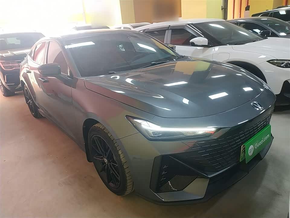 Changan UNI-V Smart iDD