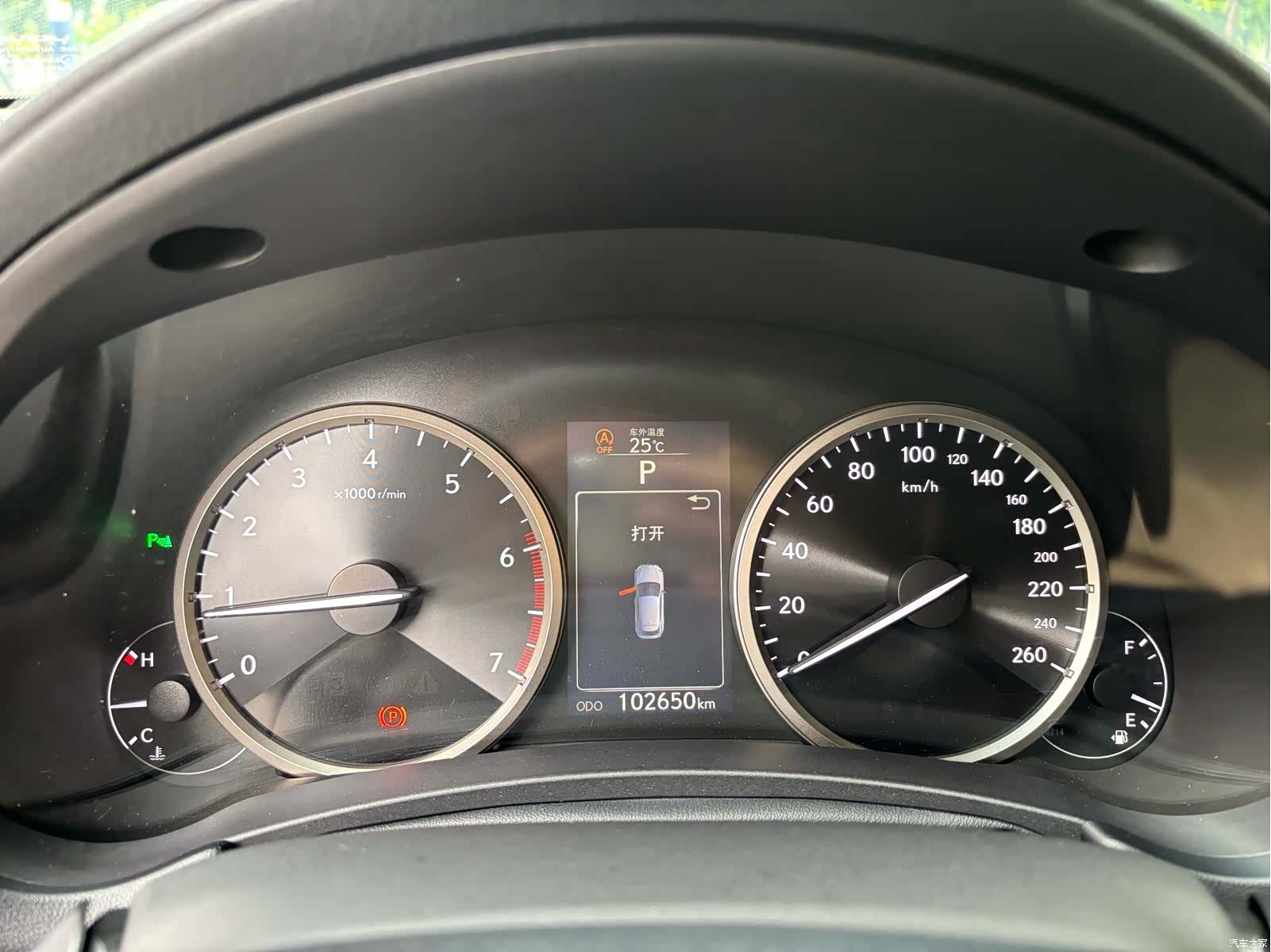 Lexus NX, 2016 12