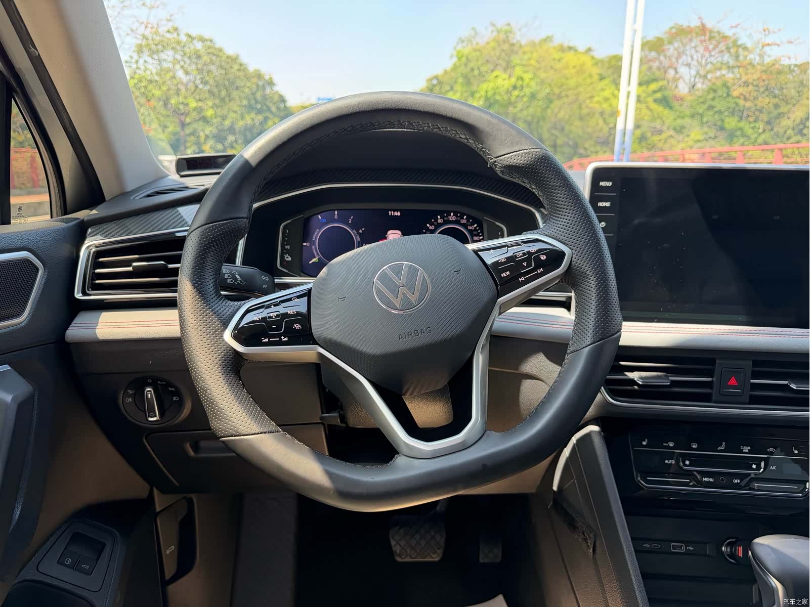 Volkswagen Tiguan L, 2022 16