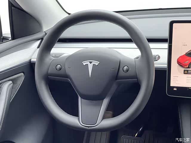 Tesla Model Y, 2024 11