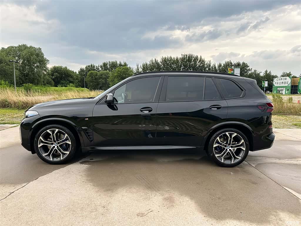 BMW X5, 2024 9