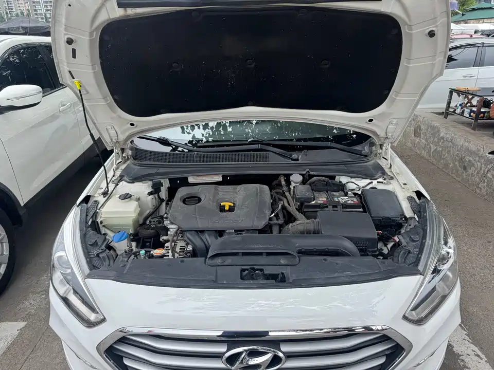Hyundai Name picture