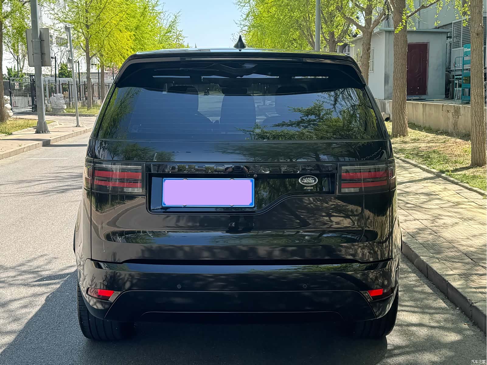 Land Rover Discovery, 2021 4