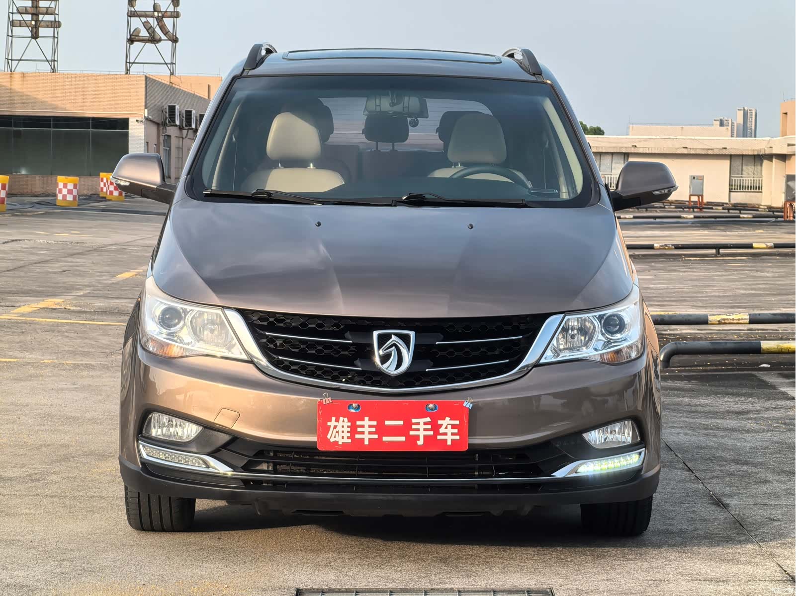 Wuling 730, 2017 2