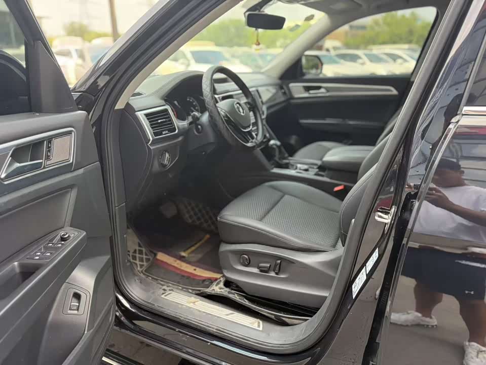 Volkswagen Tourang