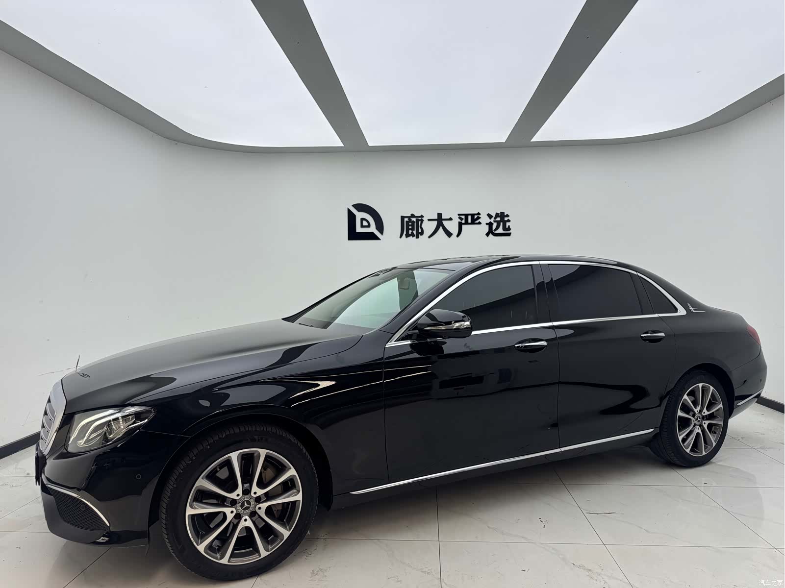 Mercedes-Benz E-Class, 2019 1