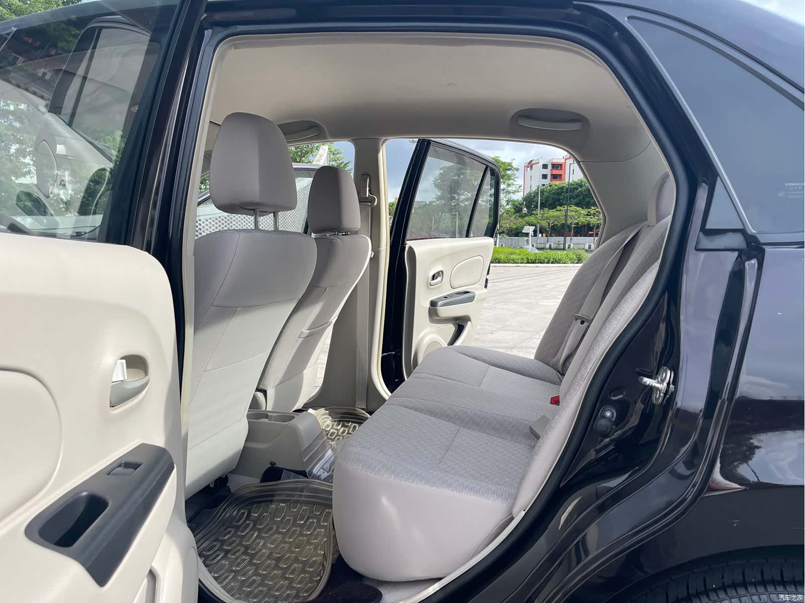 Nissan D50, 2015 9