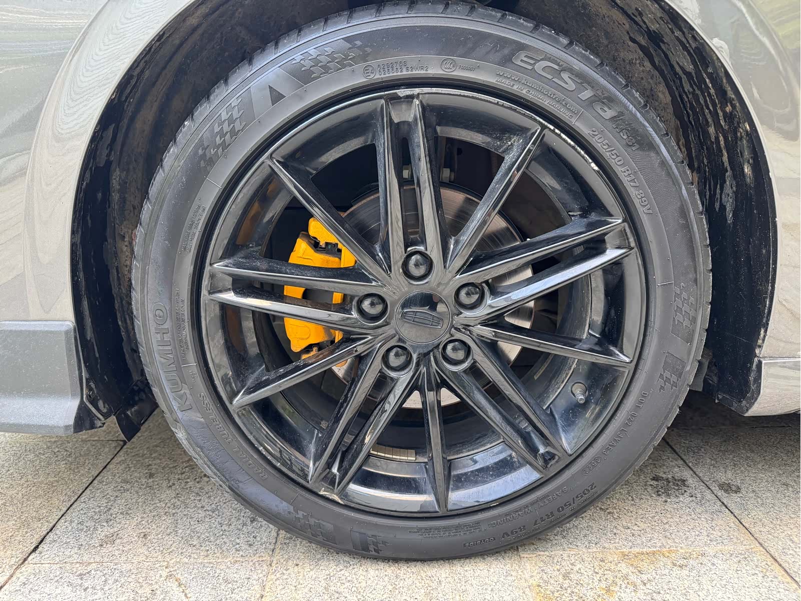 Geely Binray, 2022 10